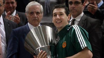 «Τεράστιο πλήγμα αν φύγουν οι Γιαννακόπουλοι»