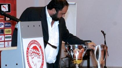 Φιέστα με Μαρινάκη…