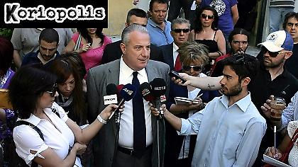 «Θα εμφανιστεί όταν το επιλέξει ο Γ. Παπαδόπουλος»