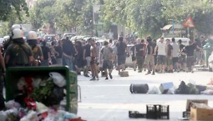 Μάχη μέσα και έξω