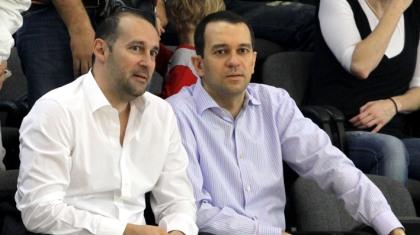 «Για πάντα στο… λιμάνι Αγγελόπουλοι»