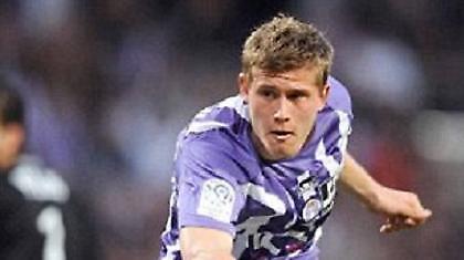 Παραμένει «βιολέ»