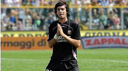 50 εκ. € από… Ισλανδούς για τον Παστόρε