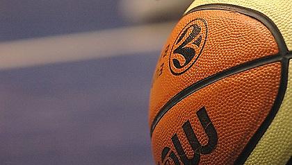 Στην Αρμάνι η wild card