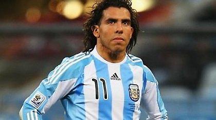 Έξω Ντι Μαρία, μέσα Τέβες