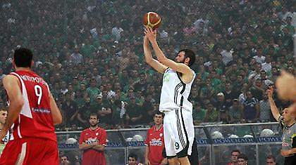 Λες και το έκανε επίτηδες ο Φώτσης