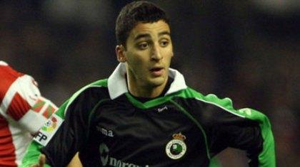 Κοιτάζει Μπολάνο