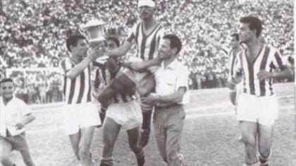 Το άπιαστο ρεκόρ του Θρύλου, με άρωμα… Λεωφόρου!