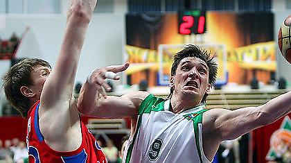 Παραμένει στην Ούνιξ ο Σαμοϊλένκο