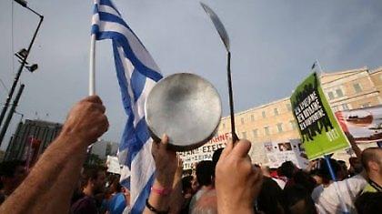 Επέστρεψαν οι «Αγανακτισμένοι» στο Σύνταγμα