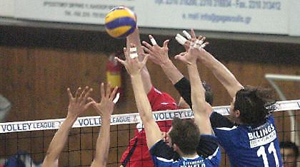 Σερβίς  με Νόλικο