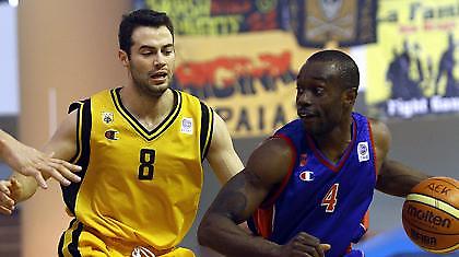 Μένει ο Αντερσον