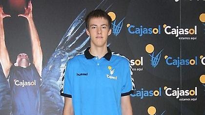 Τσέχος «γίγαντας» στην Καχασόλ