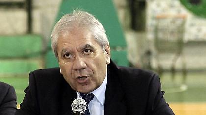 «Πολιτική μηδενισμού και απαξίωσης»