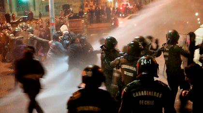 Πρώτη νίκη των φοιτητών στη Χιλή