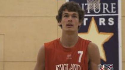 Οι Άγγλοι παίζουν σούπερ μπάσκετ!!! (Video)