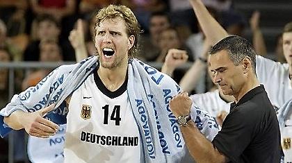 Οι 16 που… περιμένουν τον Ντιρκ