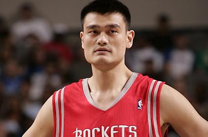 Ένας γίγαντας, με «γυάλινα» πόδια