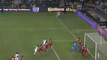 Καν'το όπως ο Μπέκαμ (video)