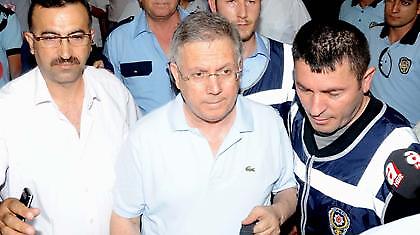 Στη φυλακή ο πρόεδρος της «Φενέρ» και... επεισόδια