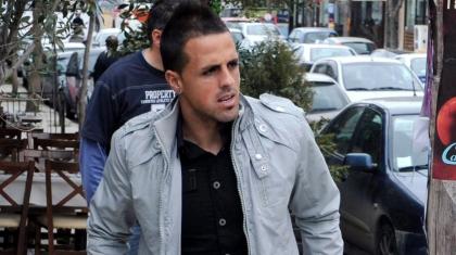 Ανένδοτος ο Βιτόλο