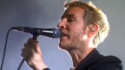 Μήνυμα «αγανάκτησης» από Massive Attack