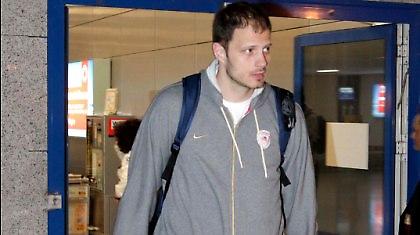 Νεστέροβιτς: «Αναγκαία η μείωση αποδοχών»