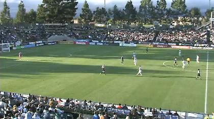 Γκολ από περιοχή σε περιοχή (video)