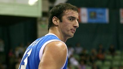 Τίποτα δεν πτοεί τον εργασιομανή Κουφό!