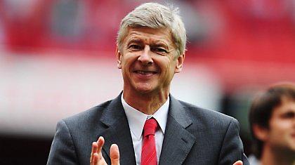 Τα «χώνει» σε Τσάβι!