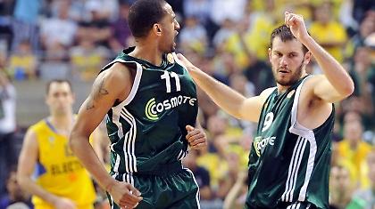 Στην Αρμάνι κι επίσημα ο Νίκολας