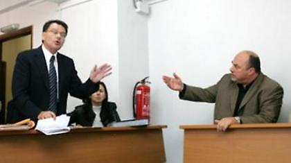 Άγρια κόντρα Μπέου-Κούγια!