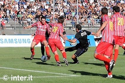 «Δουλεύει» το 3-4-3 της Ίντερ (video)