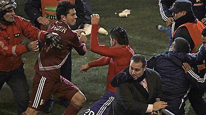 Στα πέναλτι νίκησε η Παραγουάη… Στις μπουνιές; (VIDEO)