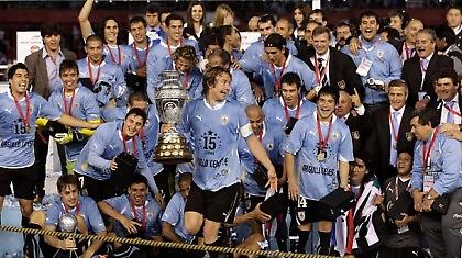 Εκεί, κουμάντο κάνει η «σελέστε»!