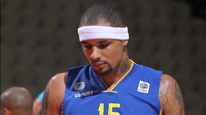 Στον Ίκαρο ο Σένσλι