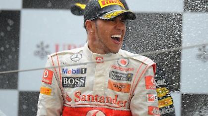 Χαμιλτον- ίδης ή Χαμιλτον-άκης;