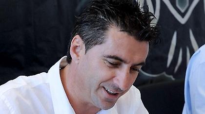 Μια φτωχή ανακοίνωση για μια ιστορική συμφωνία...