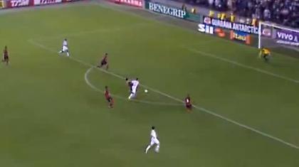 Νεϊμάρ από άλλον πλανήτη και Ρόνι για φίλημα (video)