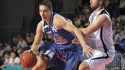 Συνεχίζει στη Βαρέζε ο Κανγκούρ