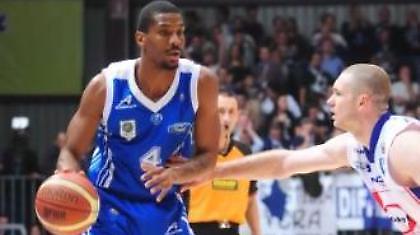 Σκαβολίνι και Μάλαγα ντύνουν τον Ουάιτ στα «πράσινα»