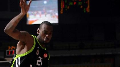 Μετακομίζει στο Μπιλμπάο ο Φίσερ