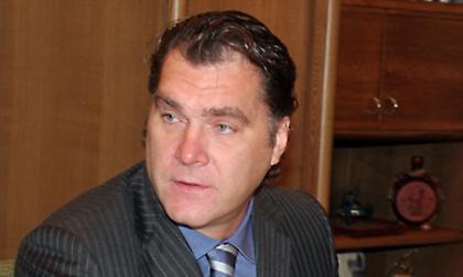 Διεκδικεί την προεδρία ο Σαμπόνις