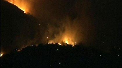 Μάχη με τη φωτιά όλη τη νύχτα στην Κέρκυρα