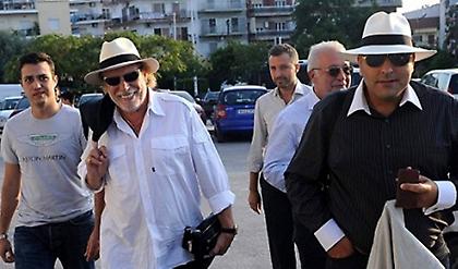 Θα γίνει μόδα το καπέλο του Φλωρίδη;