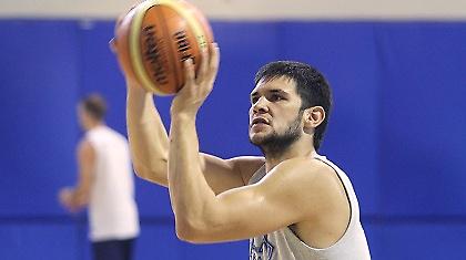 Παπανικολάου: «Ο καθένας δίνει ότι καλύτερο μπορεί»