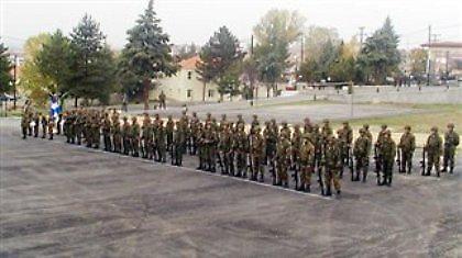 Εξετάζουν αύξηση στρατιωτικής θητείας