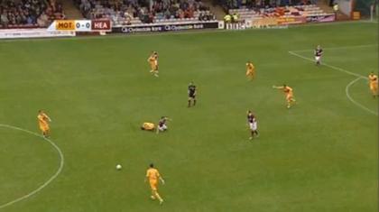 Το ποδαράκι δικό σας είναι; (video)