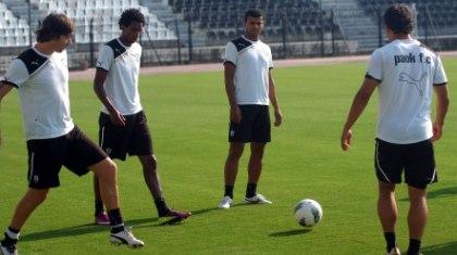 Επιστροφή στα… βάσανα με απουσίες