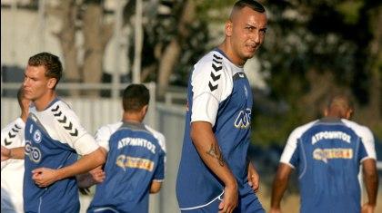 «Κύριοι, από εδώ… ο Κώστας Μήτρογλου»